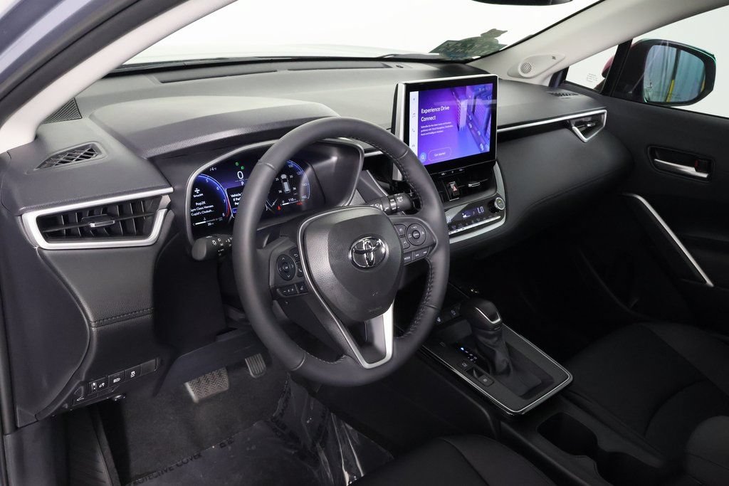 Used 2026 Toyota Corolla Cross XLE w/ Convenience Package AWD/4WD image 7