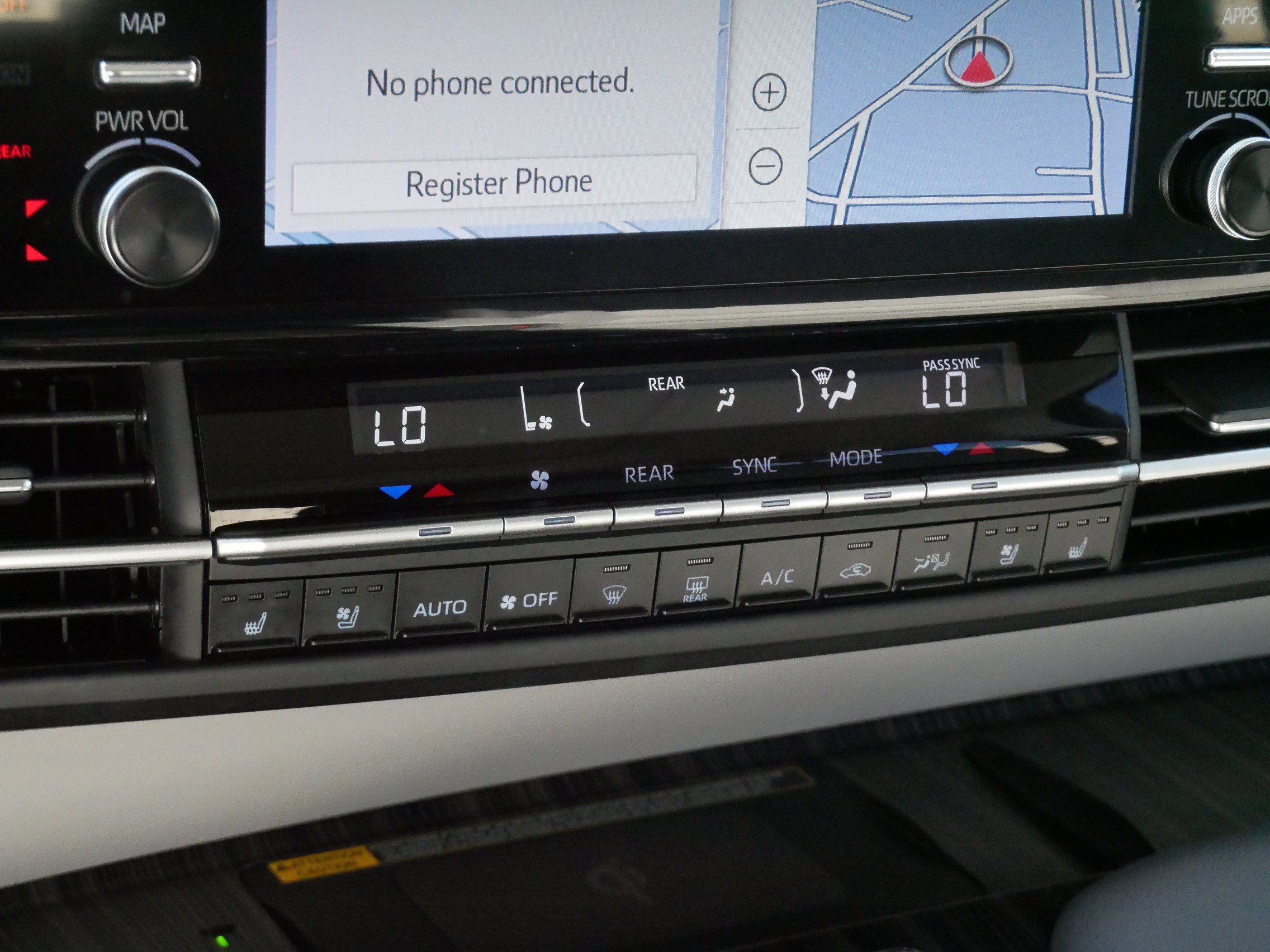 Certified 2023 Toyota Sienna Limited FWD image 23