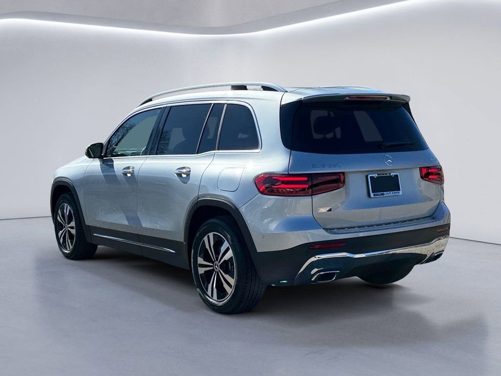 Certified 2025 Mercedes-Benz GLB 250 4MATIC image 5