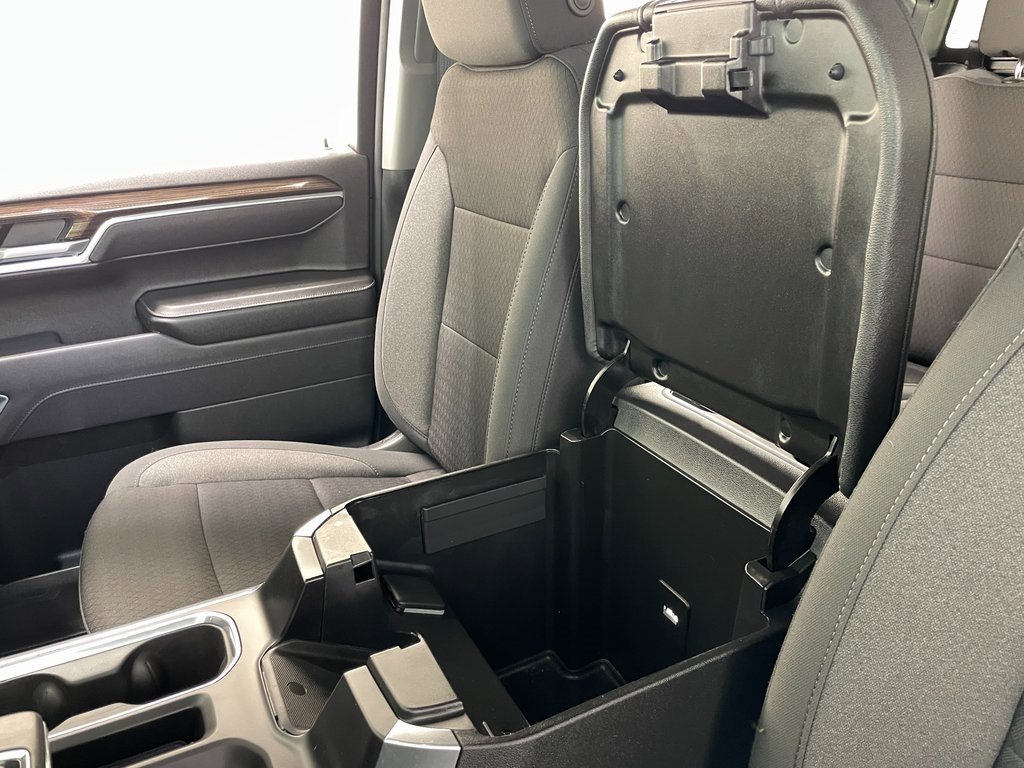 Used 2025 Chevrolet Silverado 1500 RST w/ Convenience Package II image 34