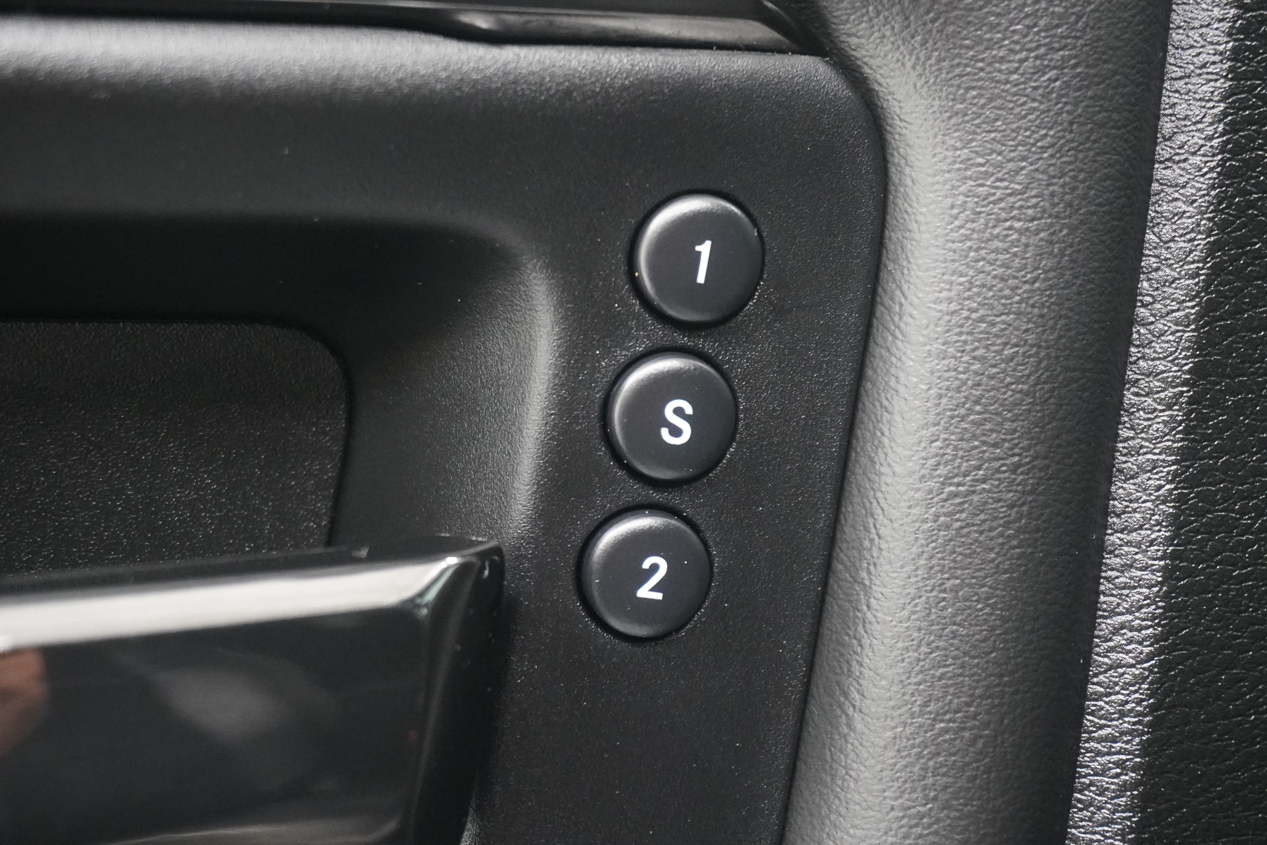 Used 2022 RAM 3500 Limited AWD/4WD image 19