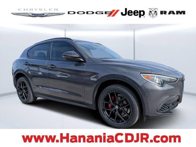 Used 2020 Alfa Romeo Stelvio w/ Nero Edizione image 1