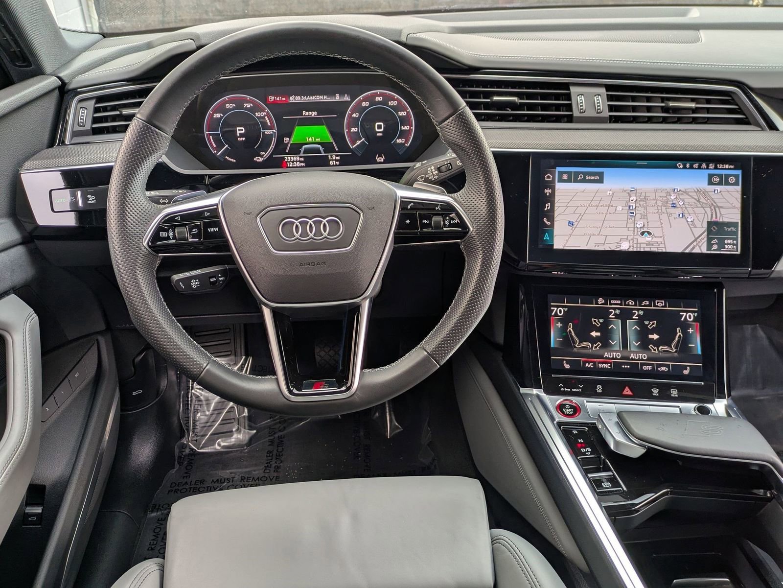 Used 2023 Audi e-tron S Premium Plus w/ Black Optic Package image 9