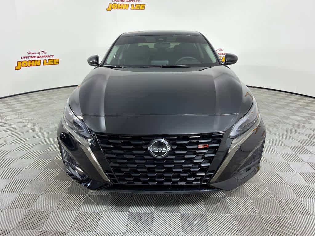 Certified 2025 Nissan Altima 2.5 SR FWD image 9