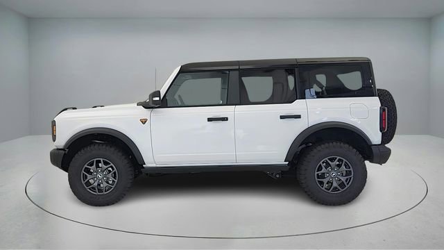New 2025 Ford Bronco Badlands image 4