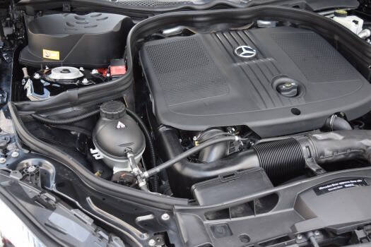 Used 2014 Mercedes-Benz E 250 BlueTEC Sedan image 89
