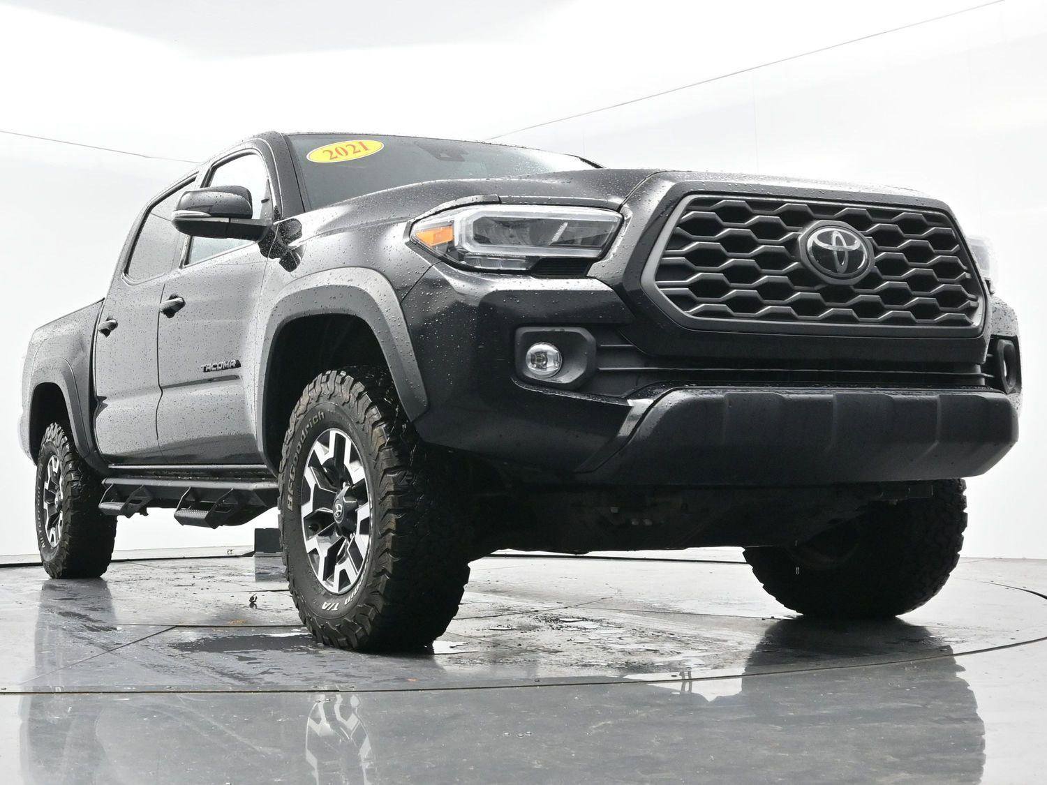 Used 2021 Toyota Tacoma TRD Off-Road image 48