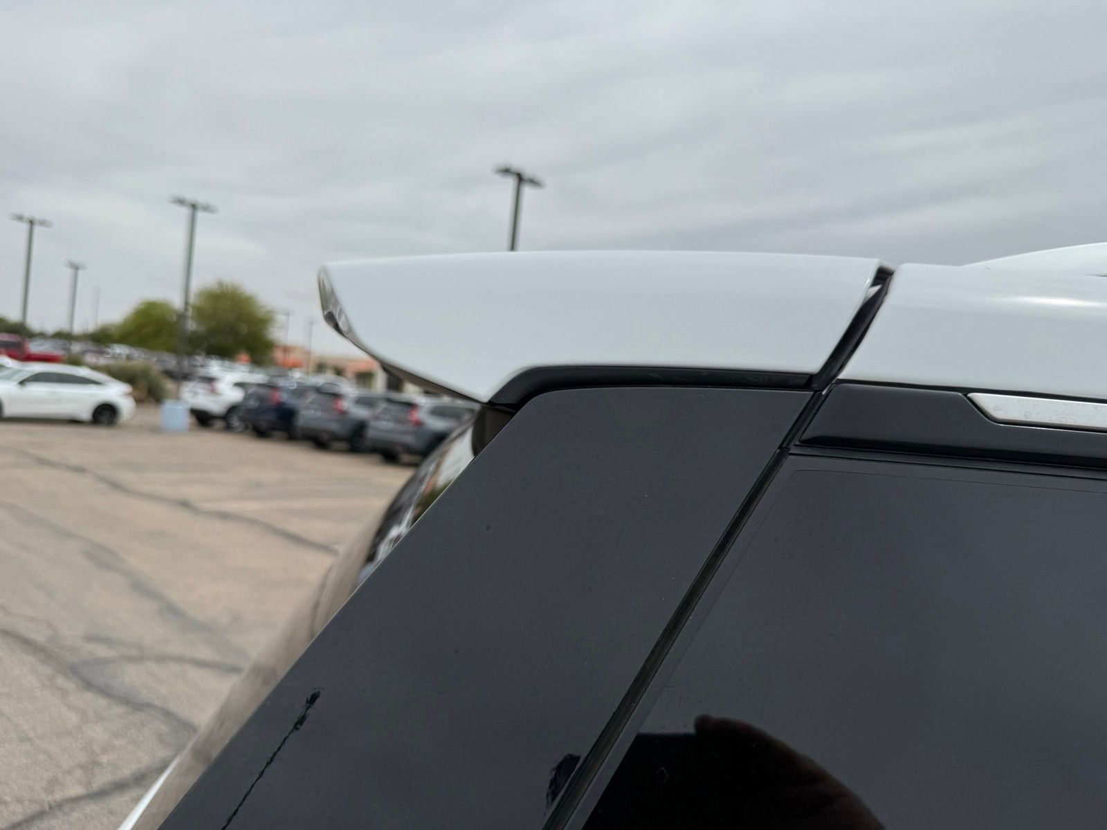 Used 2024 GMC Yukon SLT RWD image 7