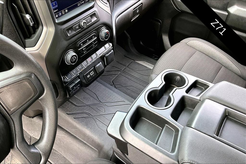 Used 2025 Chevrolet Silverado 2500 Custom w/ Custom Value Package image 17