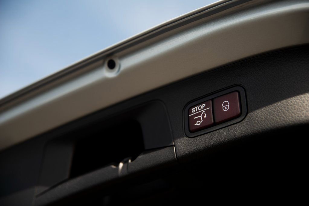 Certified 2025 Mercedes-Benz GLA 250 4MATIC image 18