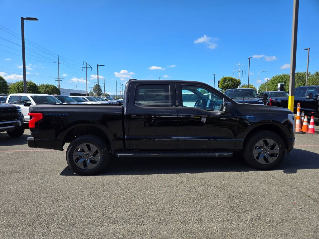 New 2025 Ford F150 Lightning Flash image 4