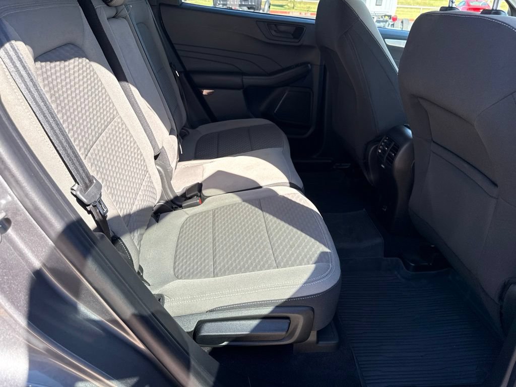 Used 2022 Ford Escape SE w/ Convenience Package FWD image 27