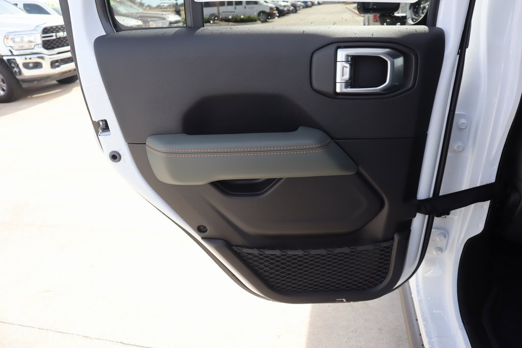 New 2026 Jeep Gladiator Mojave image 17