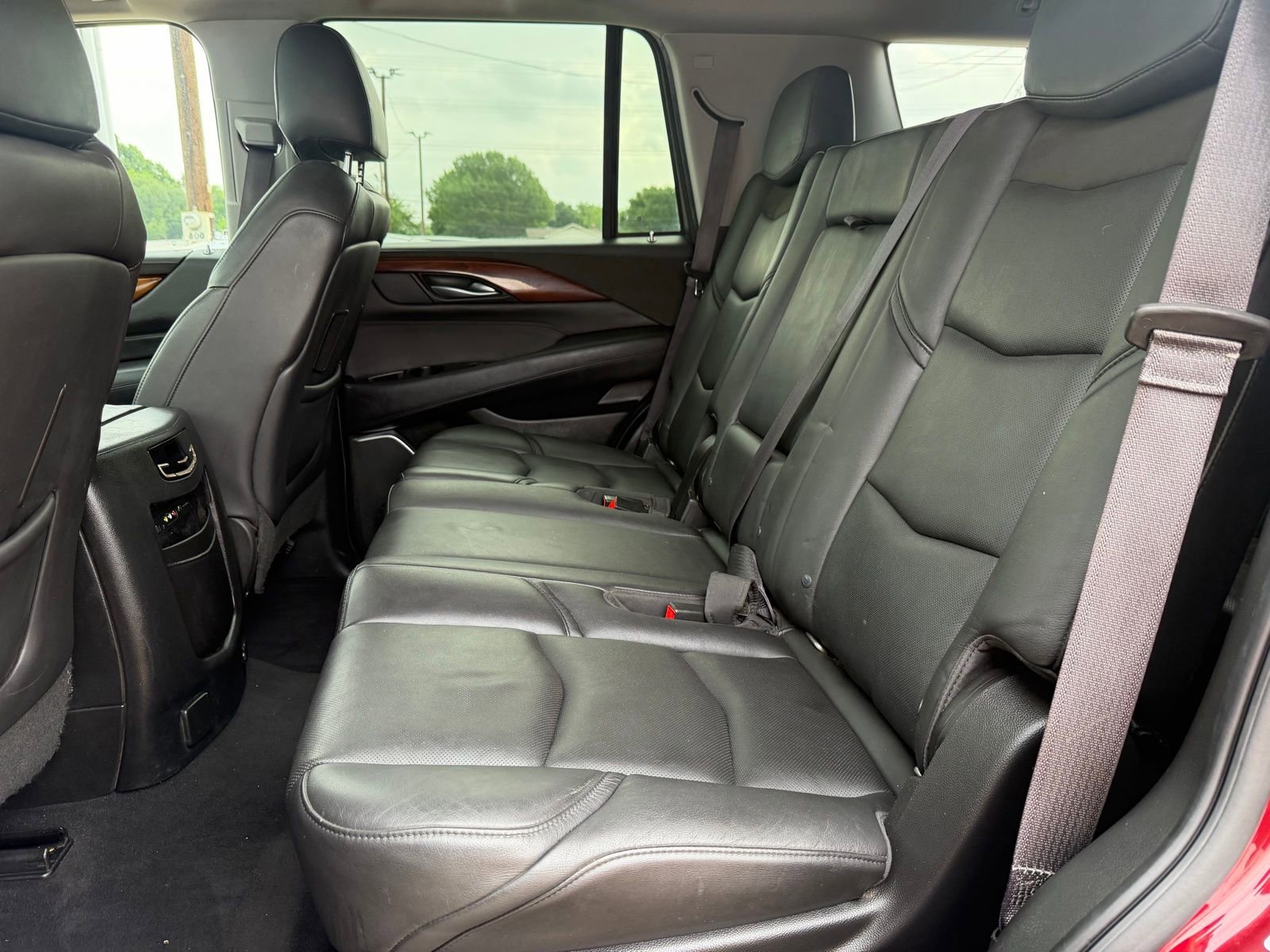 Used 2016 Cadillac Escalade Premium AWD/4WD image 20