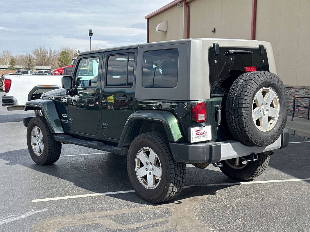 Used 2010 Jeep Wrangler Unlimited Sahara image 9