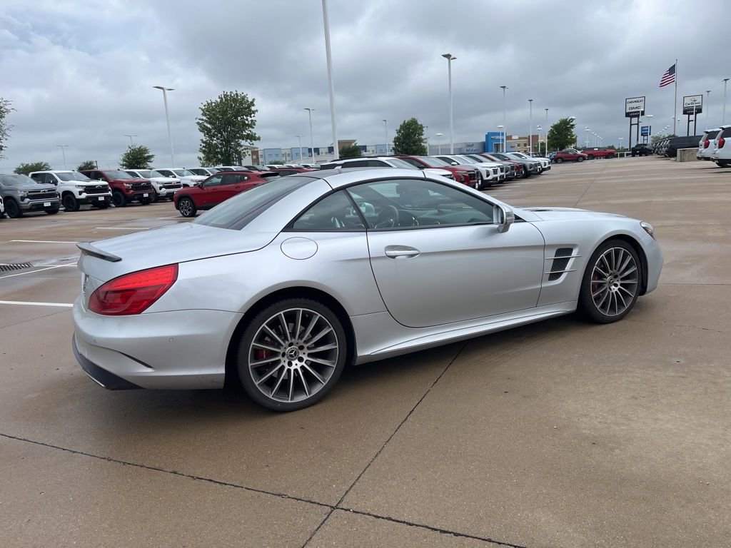Used 2018 Mercedes-Benz SL 550 image 5