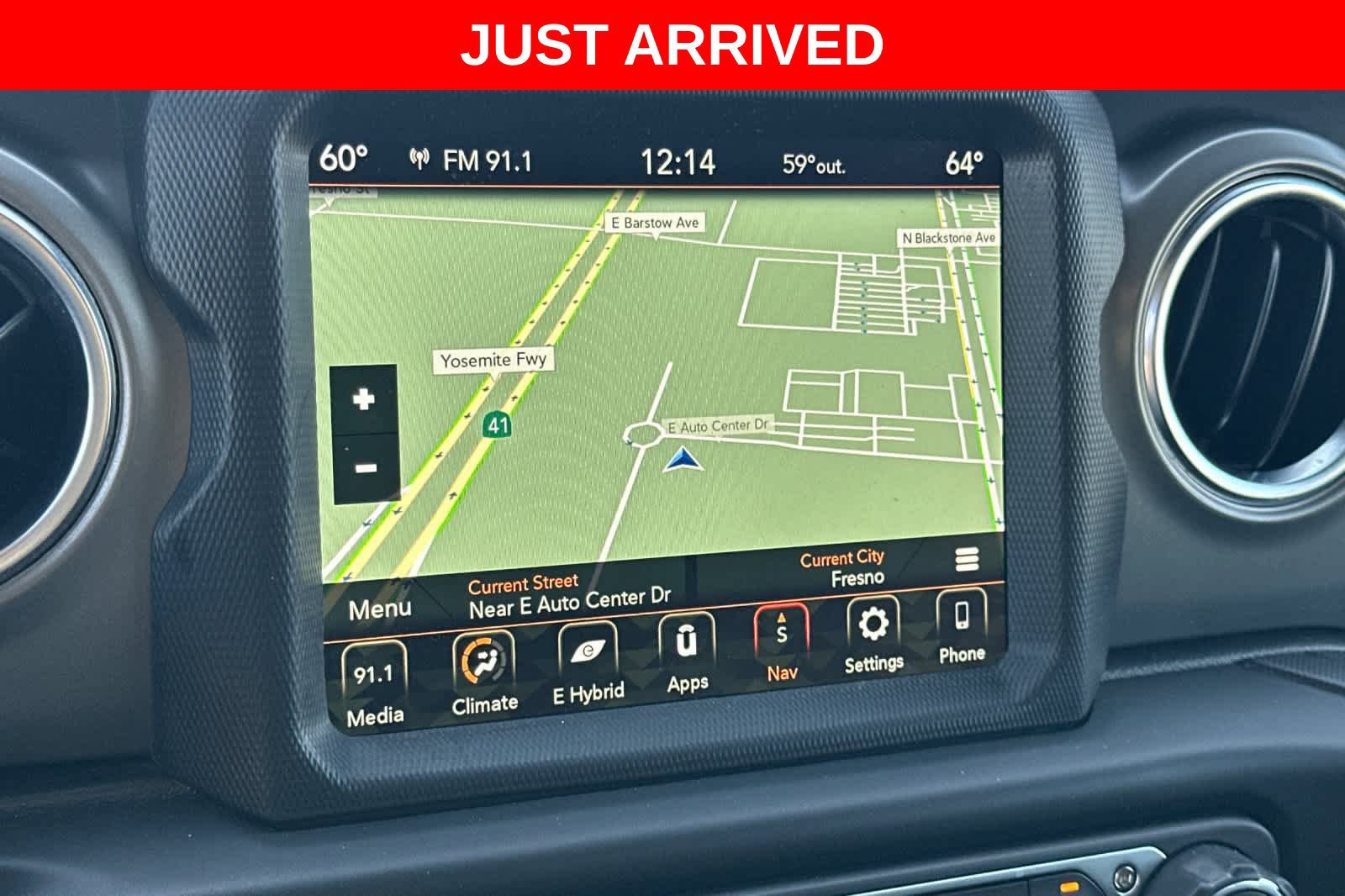 Used 2022 Jeep Wrangler Unlimited Rubicon 4xe w/ Cold Weather Group AWD/4WD image 20