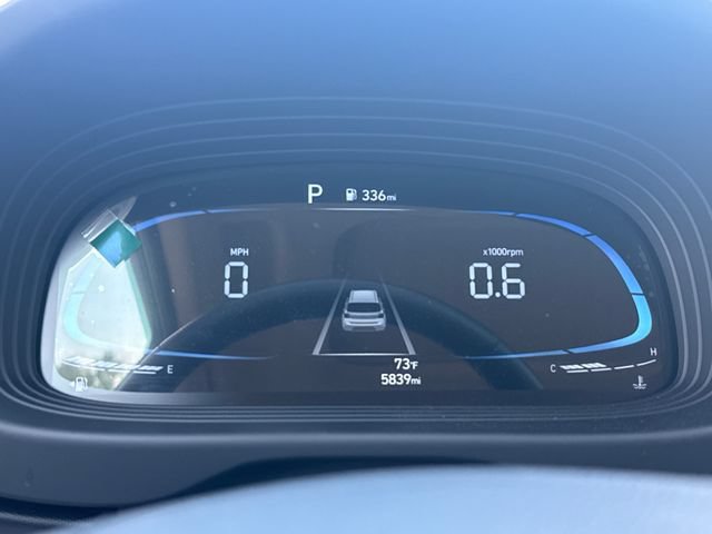 Certified 2026 Hyundai Venue SEL FWD image 15