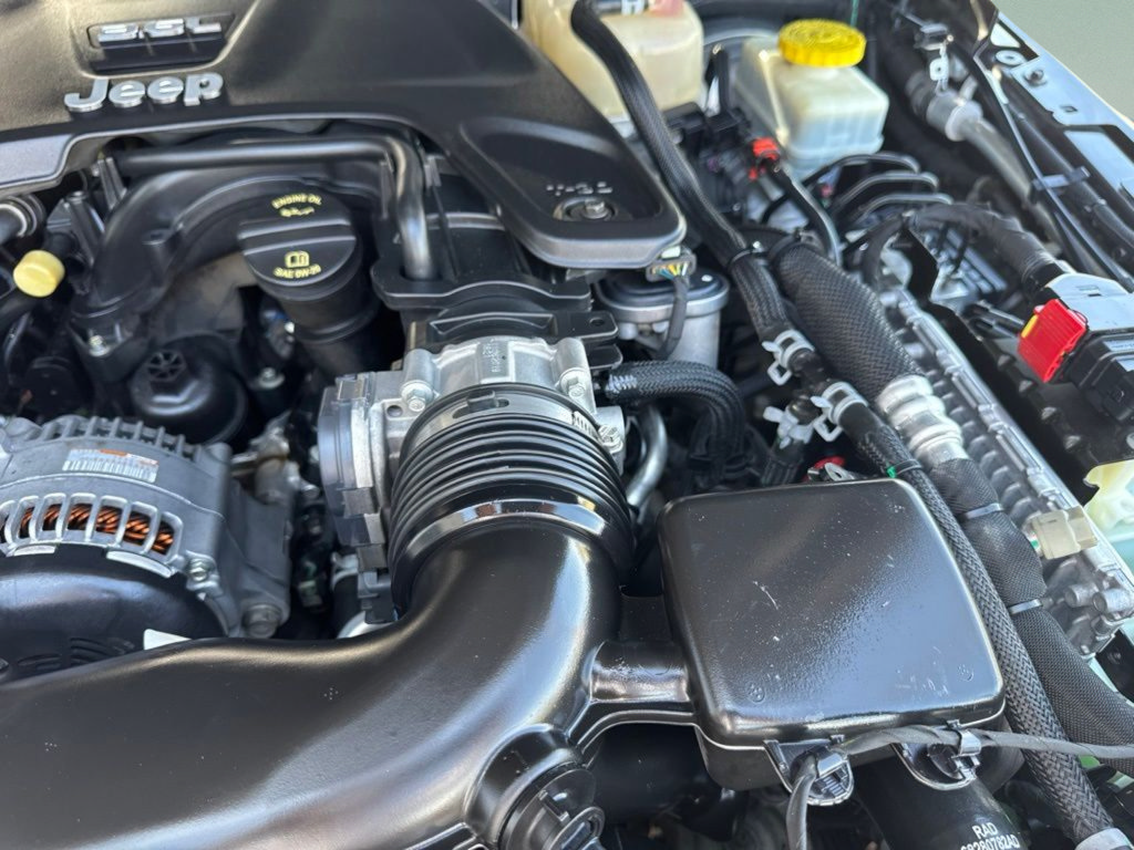 Used 2019 Jeep Wrangler Unlimited Rubicon AWD/4WD image 32