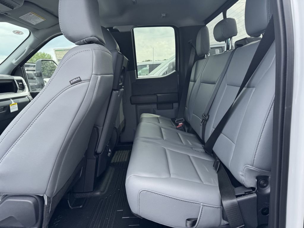 New 2025 Ford F350 XL w/ XL Chrome Package image 7