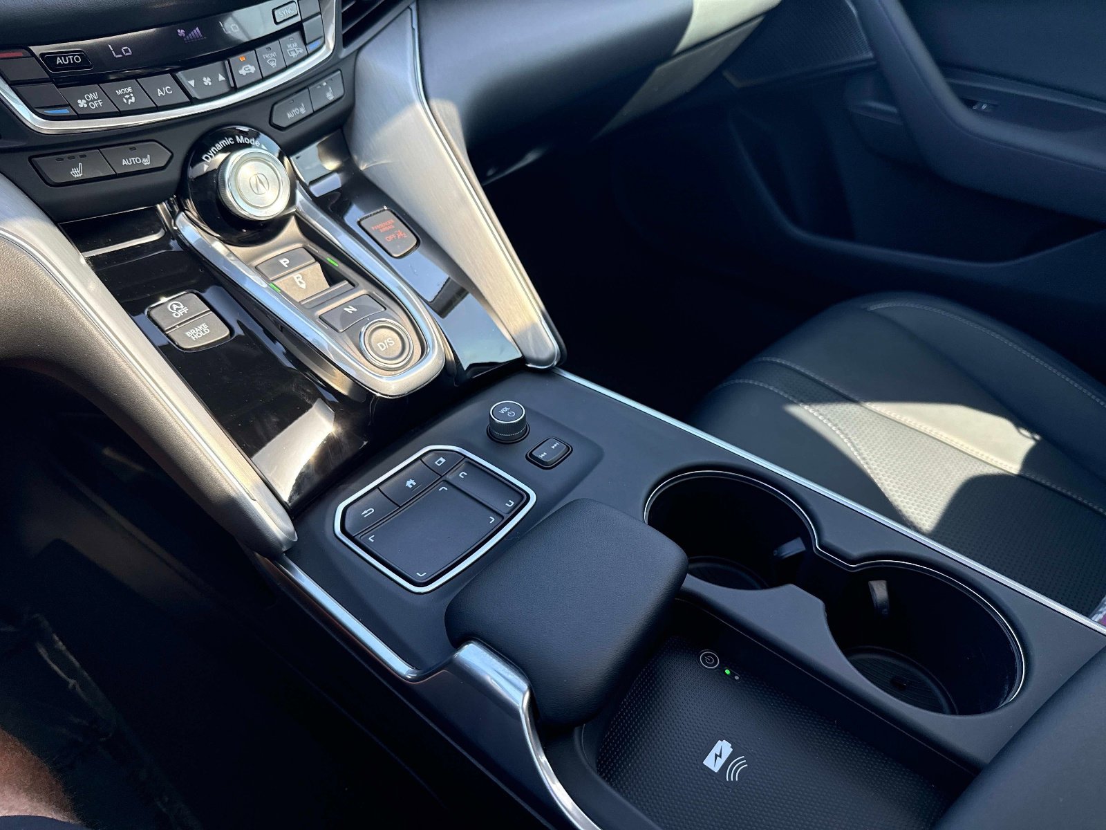 Certified 2025 Acura TLX w/ Technology Package image 25