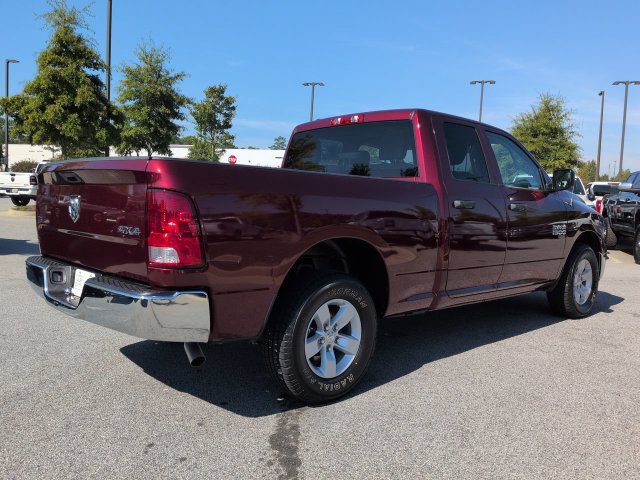 Used 2024 RAM 1500 Classic SLT AWD/4WD image 4