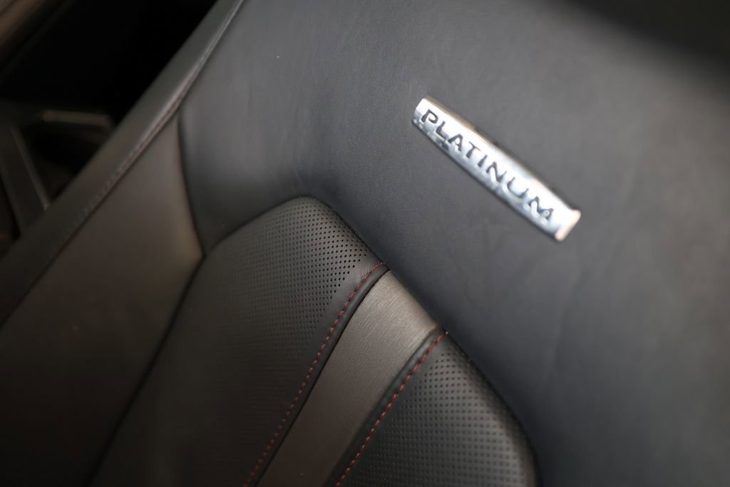 Used 2022 Ford F350 Platinum image 35