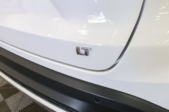Used 2025 Chevrolet Trax LT w/ Driver Confidence Package FWD image 10