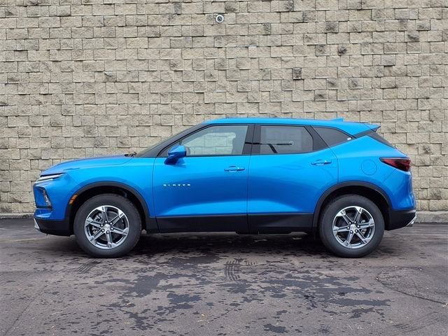 New 2026 Chevrolet Blazer LT image 2