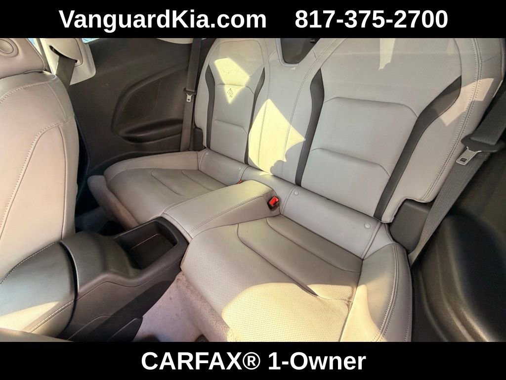 Used 2020 Chevrolet Camaro LT w/ Technology Package image 22