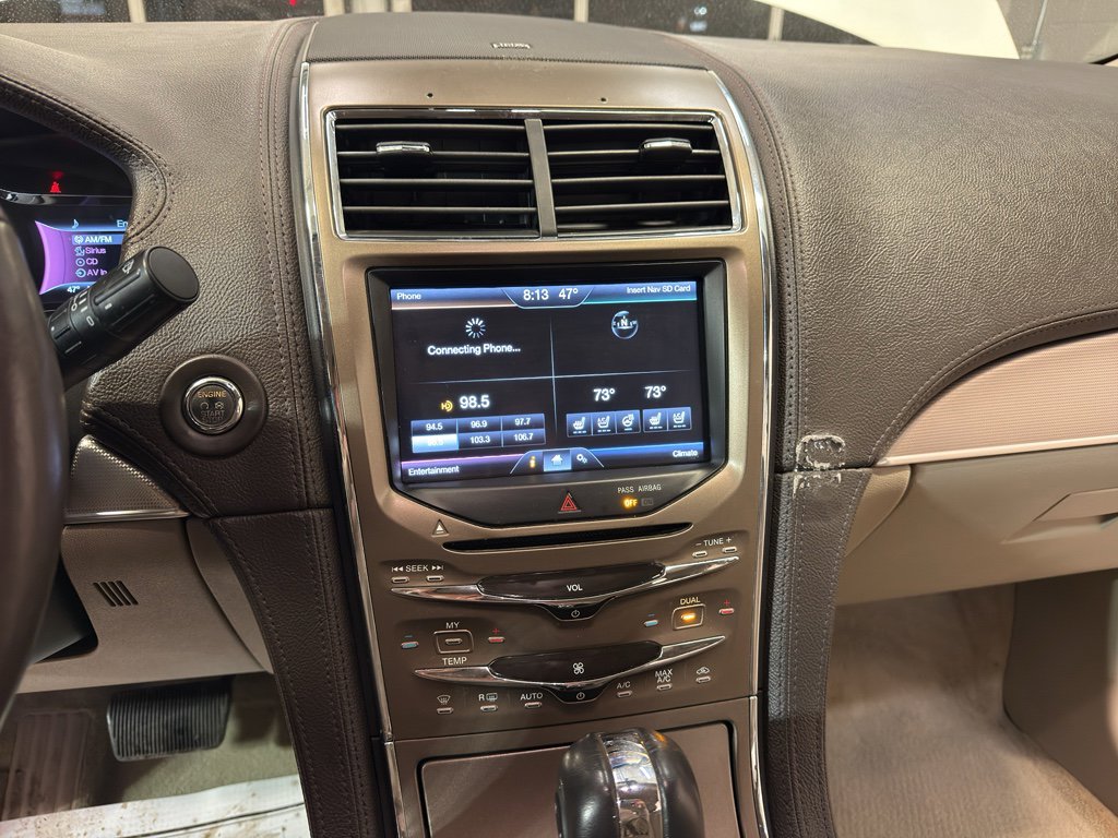 Used 2012 Lincoln MKX AWD image 17