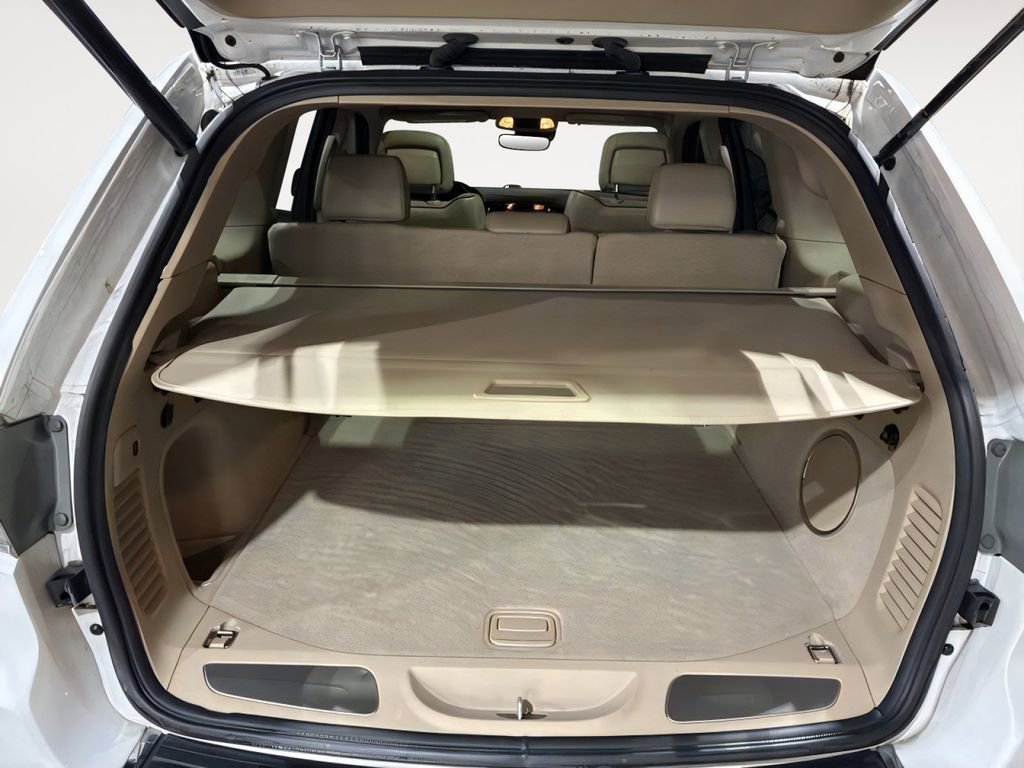 Used 2021 Jeep Grand Cherokee Overland image 18