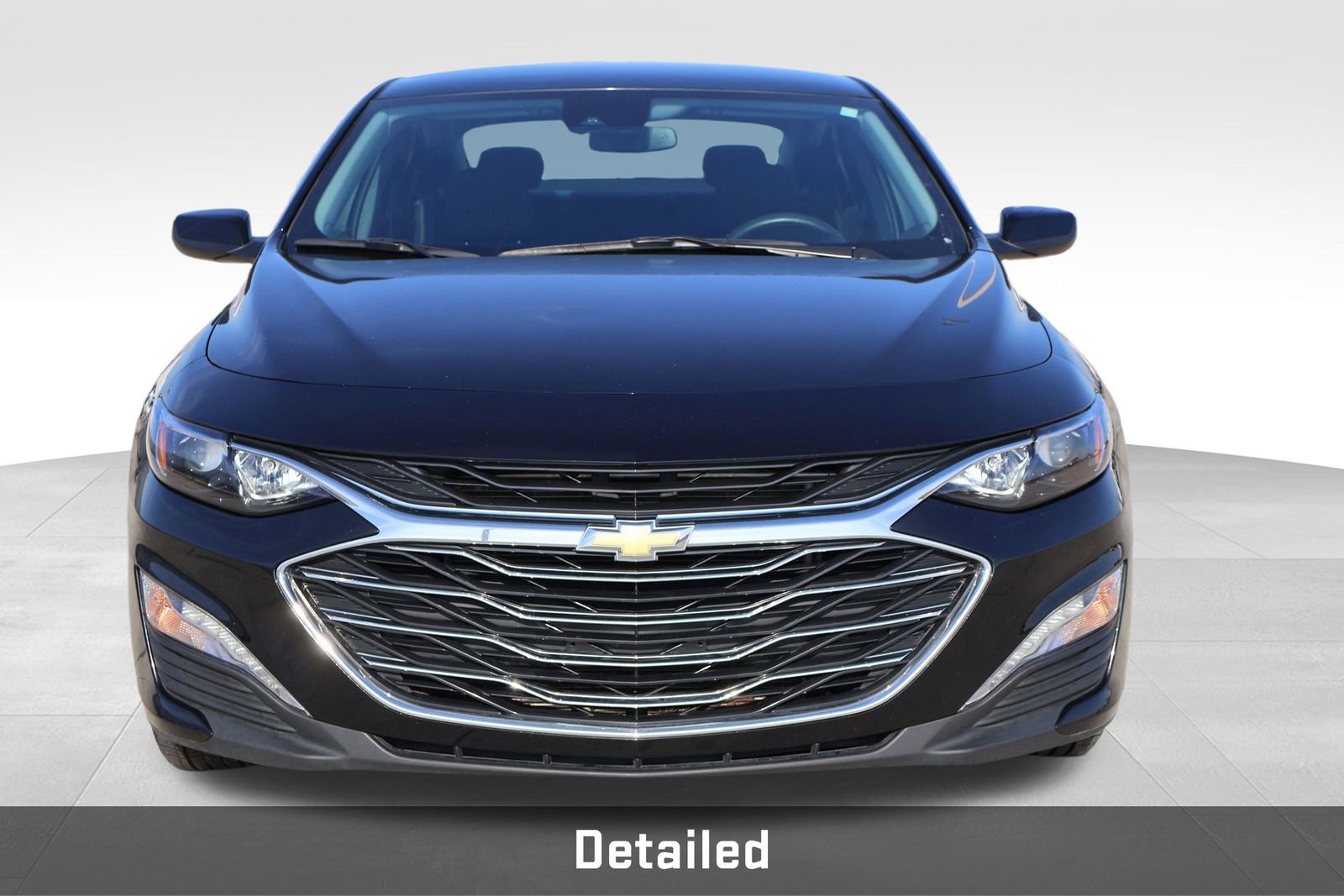 Used 2025 Chevrolet Malibu LT image 3