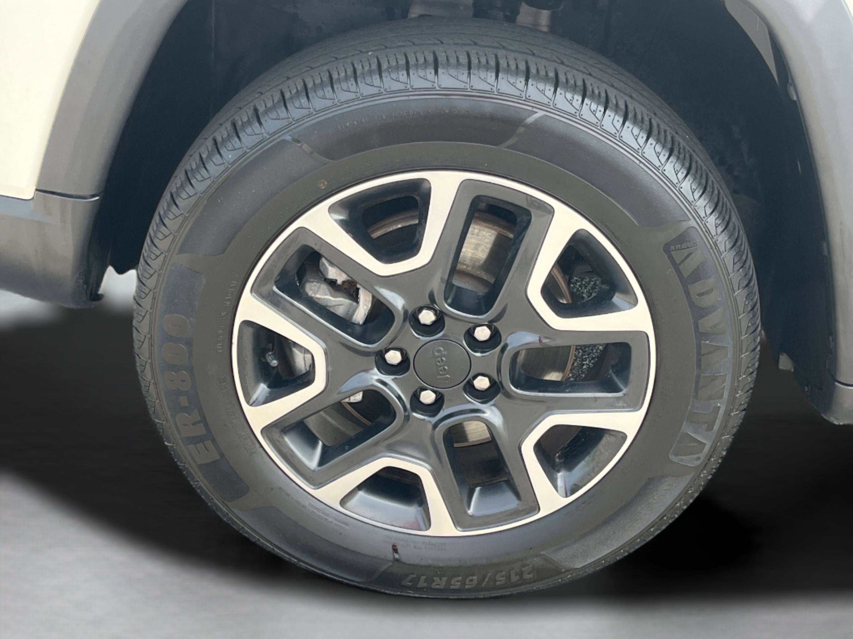 Used 2021 Jeep Compass Trailhawk image 28