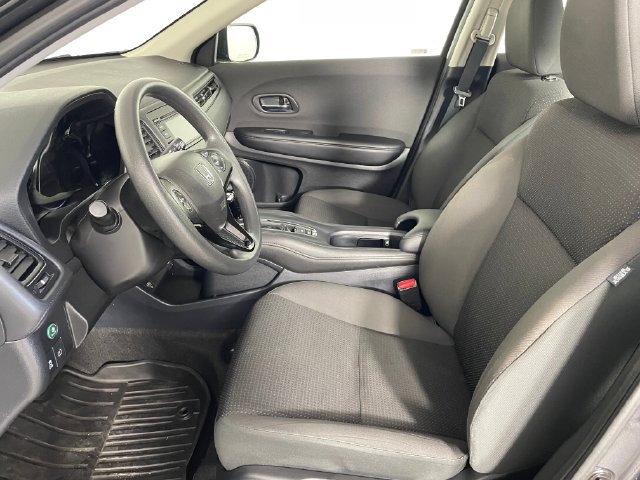 Certified 2019 Honda HR-V LX image 3