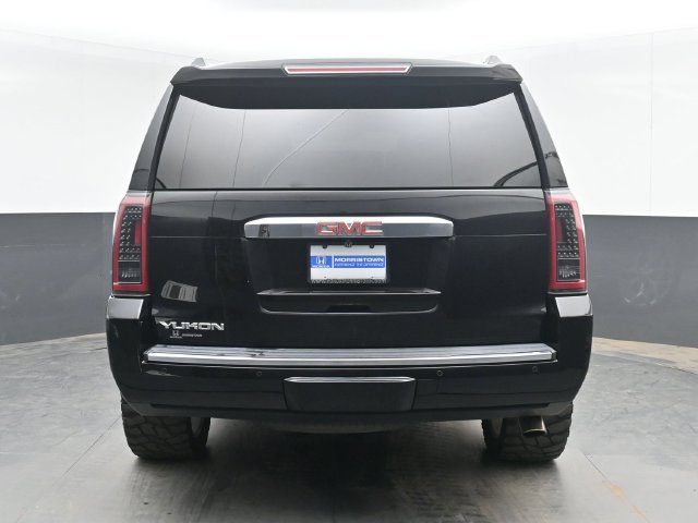 Used 2017 GMC Yukon Denali w/ Open Road Package AWD/4WD image 9