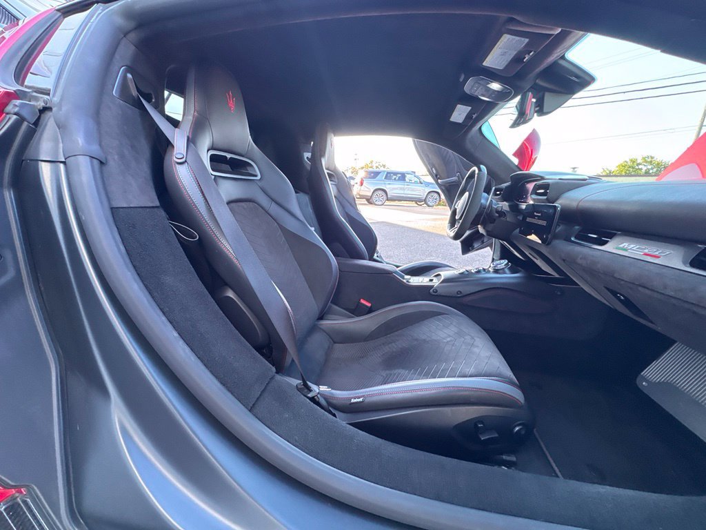 Used 2022 Maserati MC20 Coupe RWD image 37