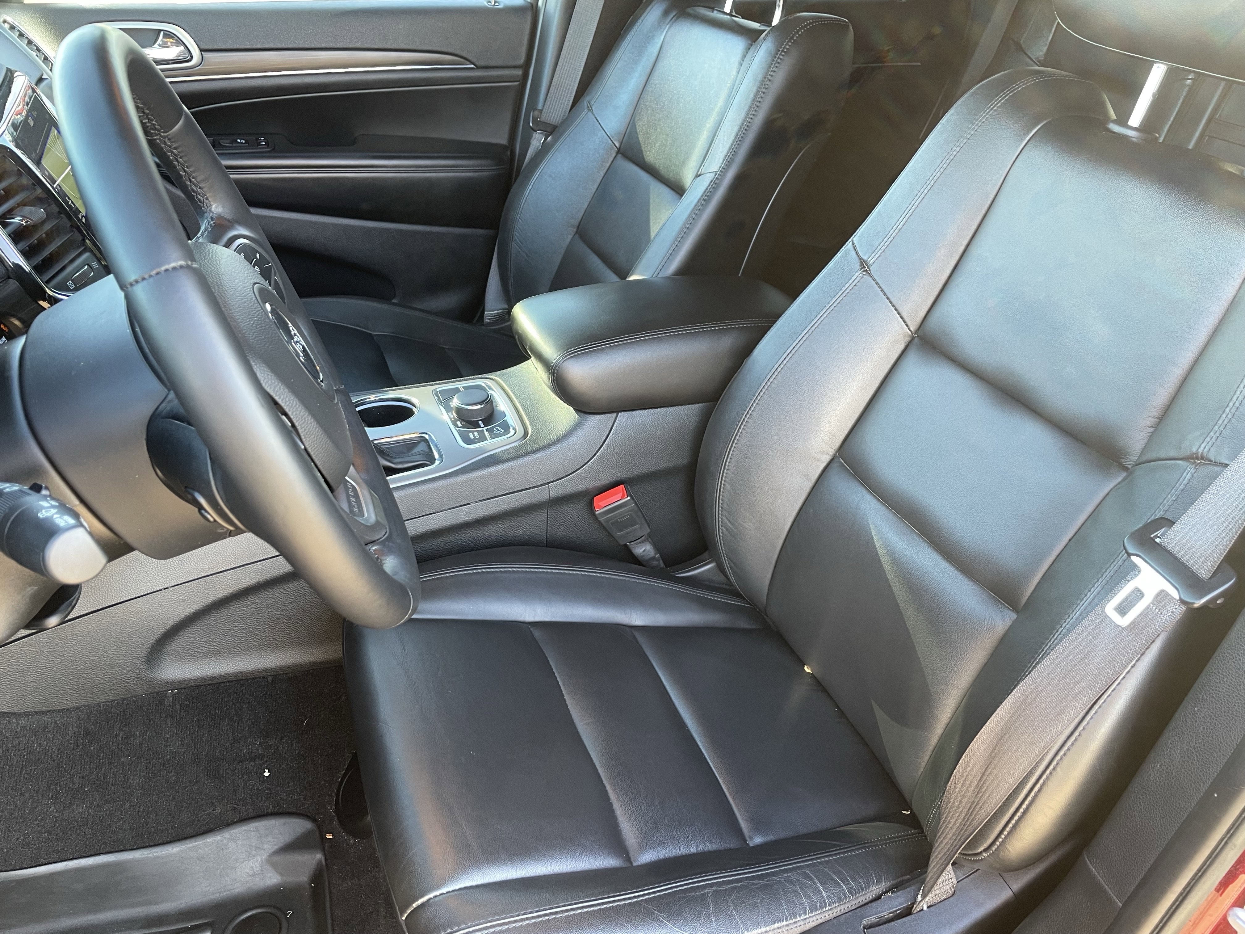 Used 2022 Jeep Grand Cherokee Limited image 20