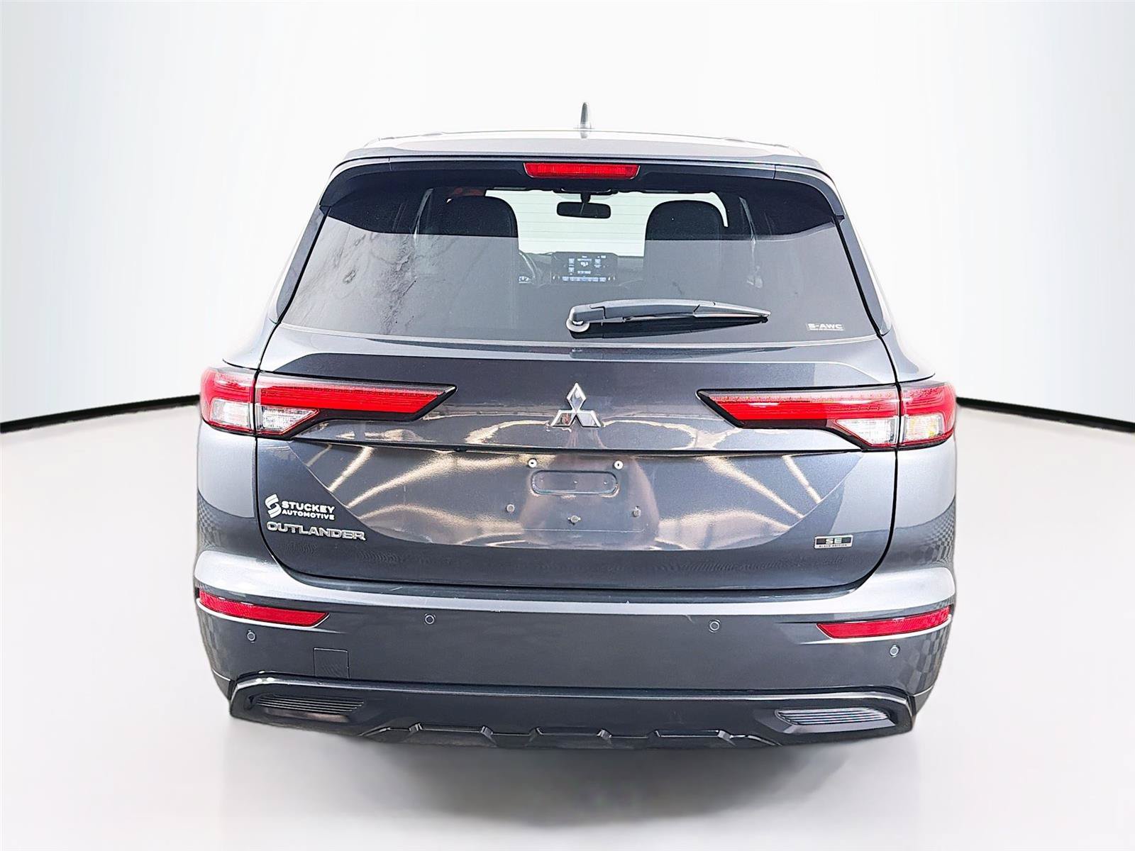 Used 2024 Mitsubishi Outlander SE Black Edition AWD/4WD image 10