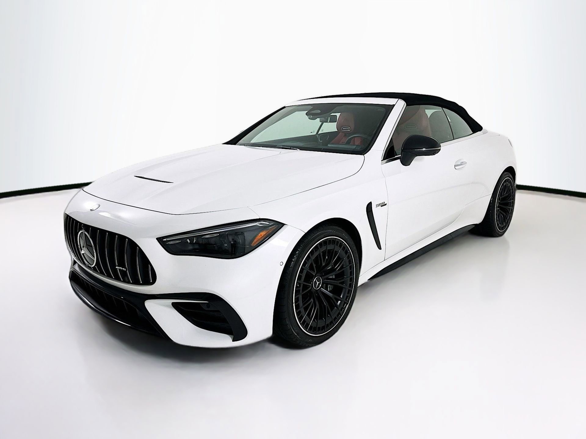 Used 2026 Mercedes-Benz CLE 53 AMG 4MATIC Cabriolet image 3
