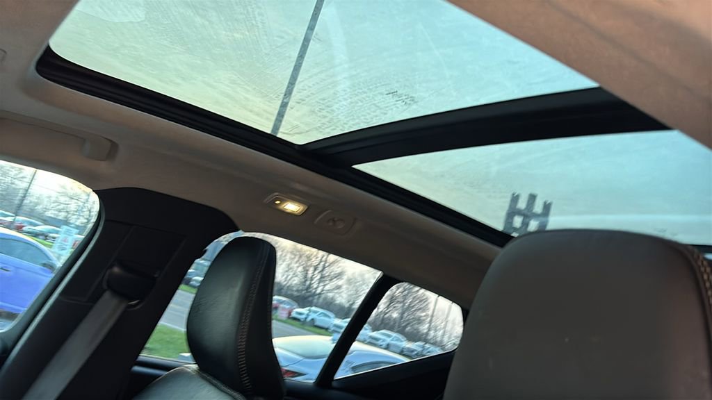 Certified 2023 Volvo XC40 B5 Plus w/ Driver Assist Package image 8