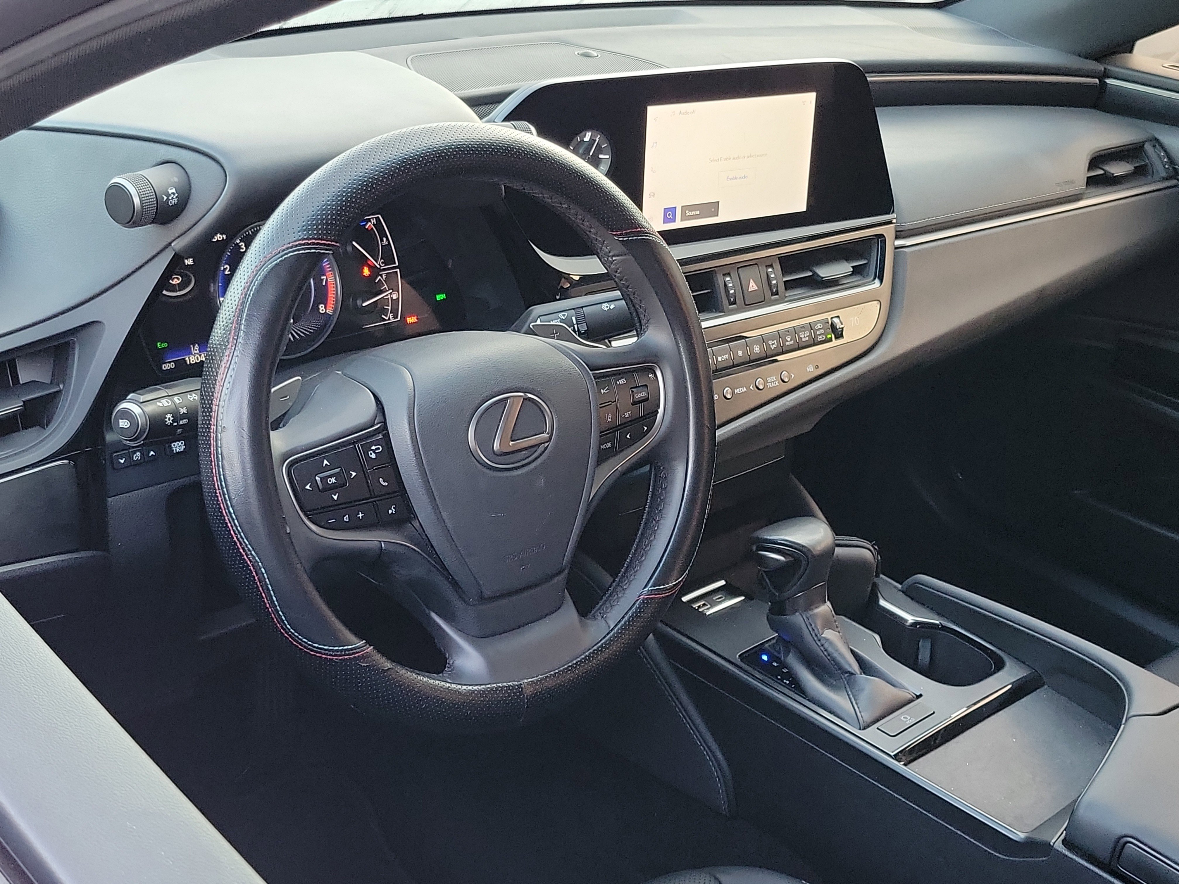Used 2024 Lexus ES 350 w/ Accessory Package (Z1) image 5