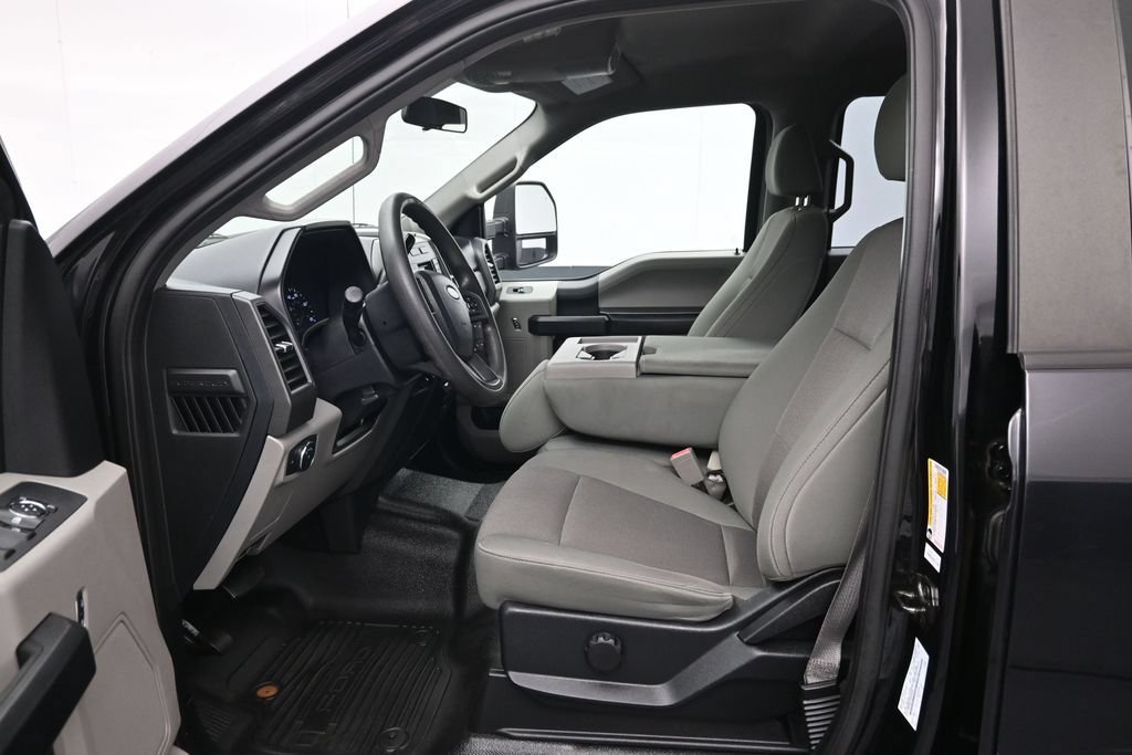 Used 2019 Ford F350 XL w/ Power Equipment Group AWD/4WD image 9