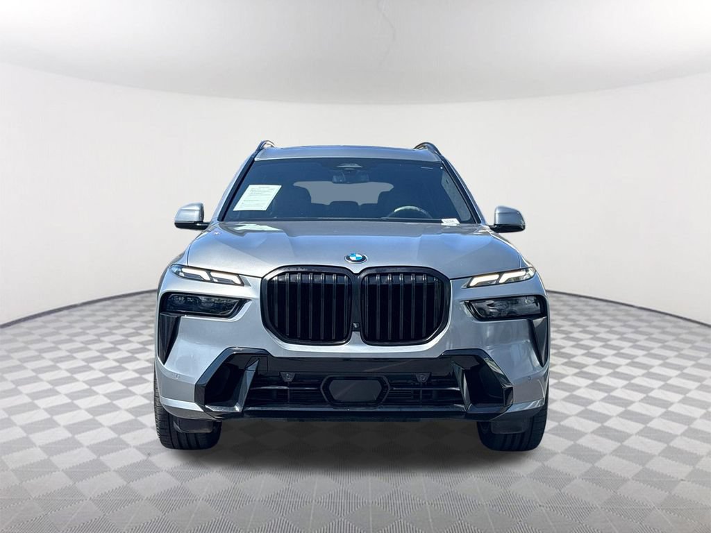 Used 2024 BMW X7 xDrive40i w/ M Sport Package AWD/4WD image 2