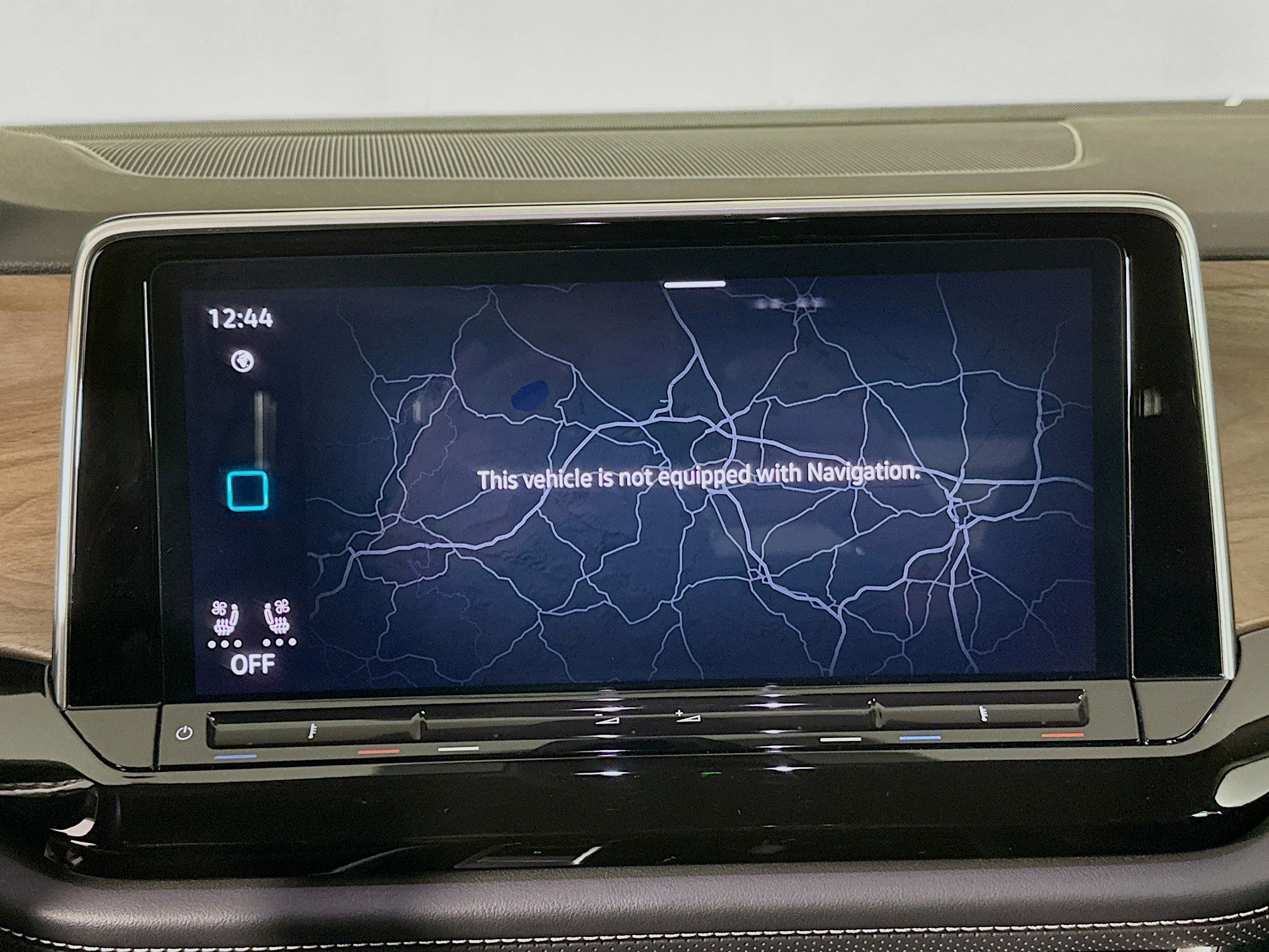 Used 2025 Volkswagen Atlas SE image 22