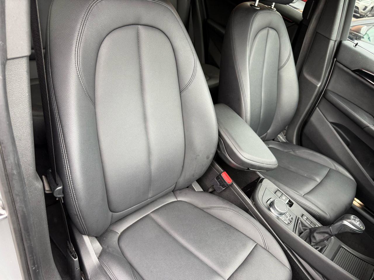 Used 2018 BMW X1 xDrive28i w/ Premium Package AWD/4WD image 9