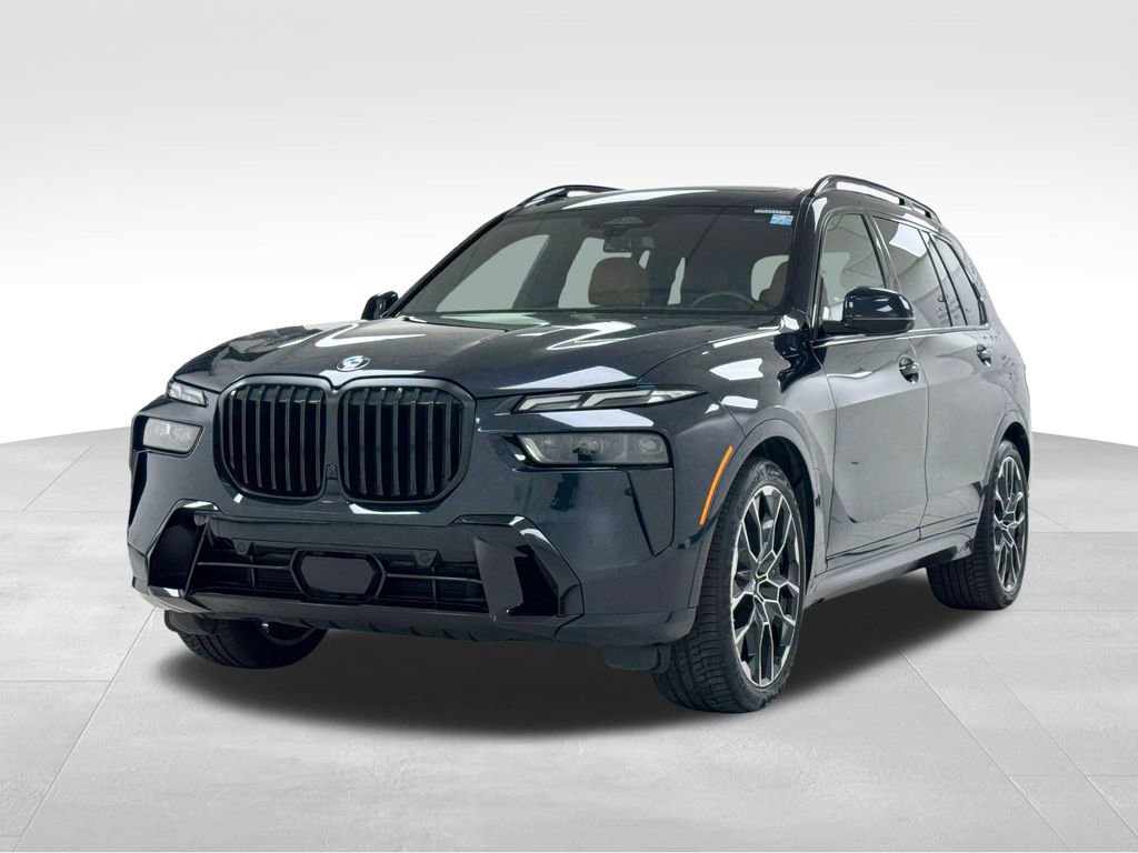 Used 2023 BMW X7 xDrive40i w/ M Sport Package image 3