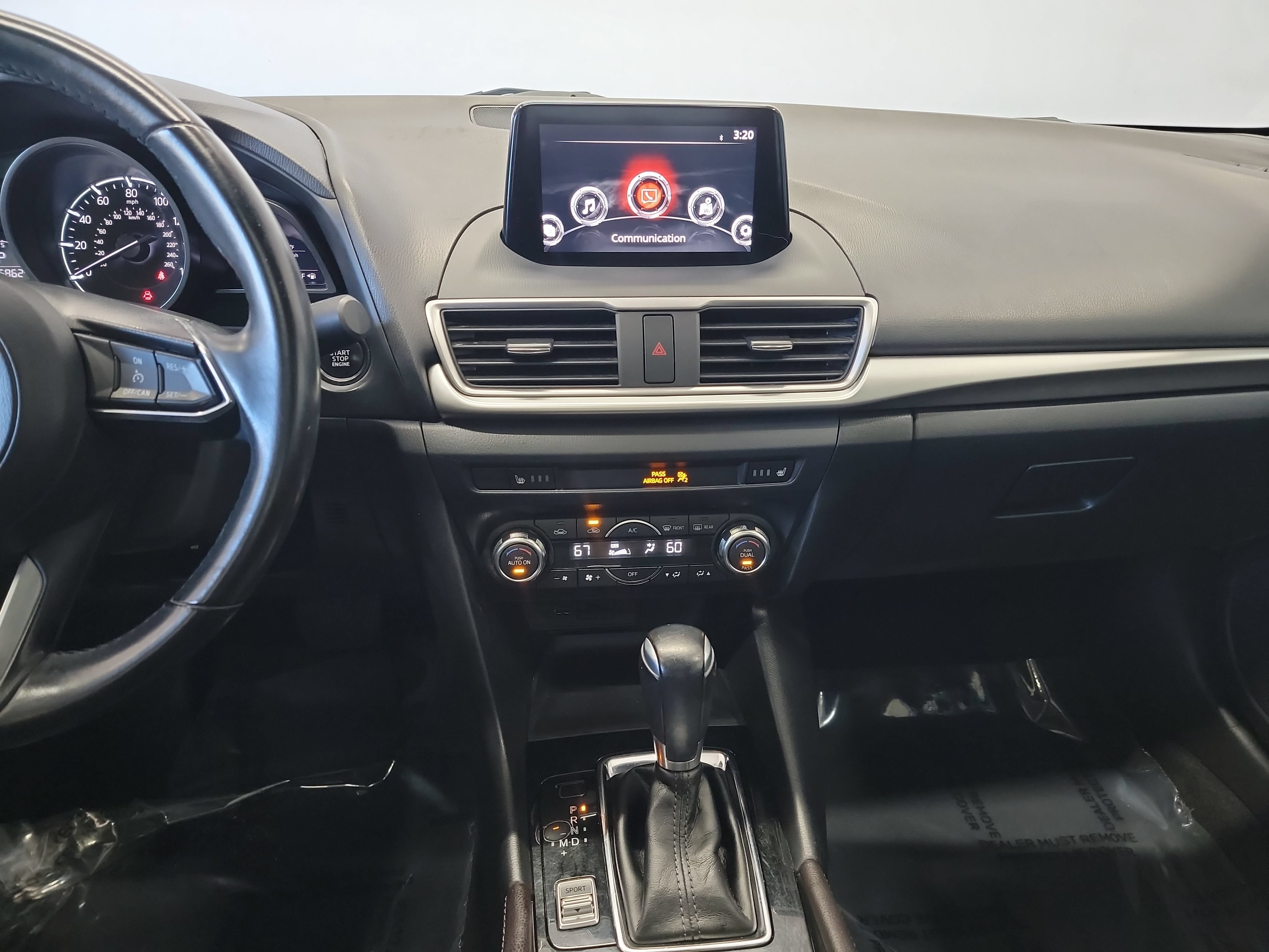 Used 2018 MAZDA MAZDA3 Touring FWD image 20