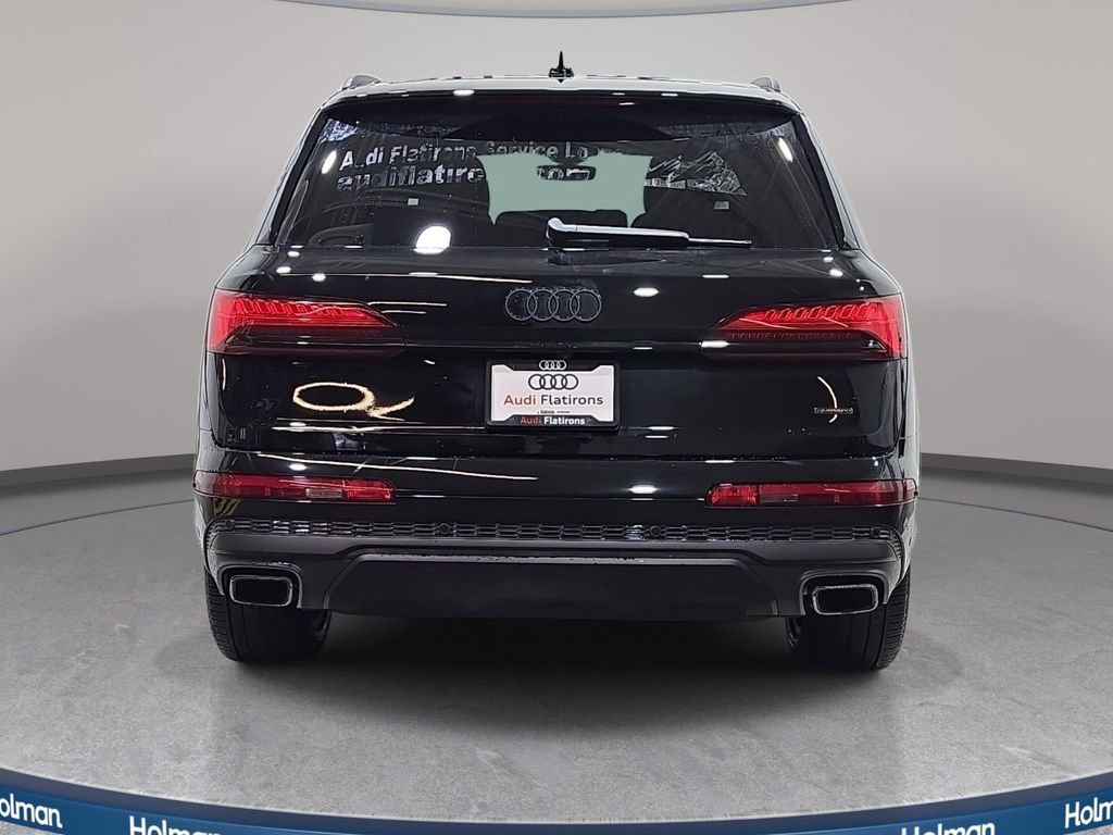 Used 2025 Audi Q7 2.0T Premium w/ Convenience Plus Package image 7