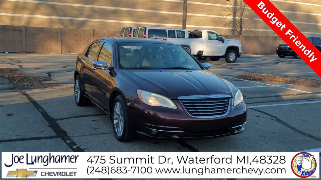 Used 2012 Chrysler 200 Limited image 2